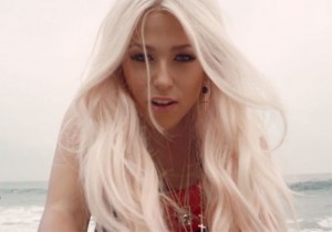 Amelia Lily